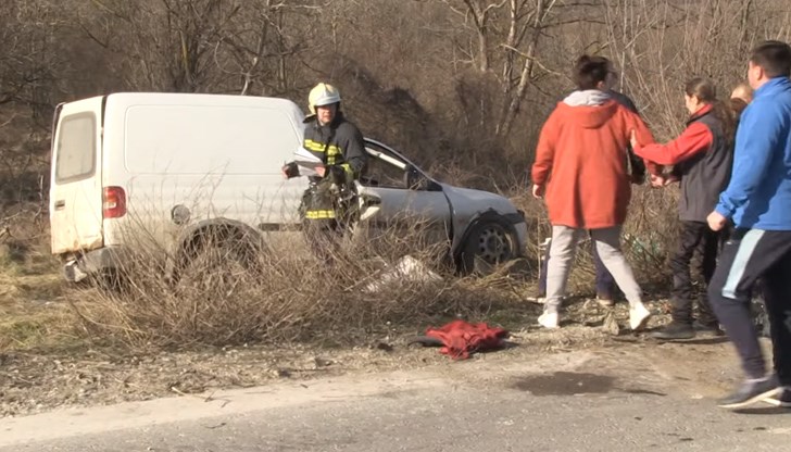 Загиналият е 40-годишен, служител на фирмата "Пътинженеринг" - Русе Загиналият е 40-годишен, служител на фирмата "Пътинженеринг" - Русе
