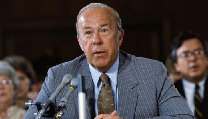 След оттеглянето си от голямата политика Шулц активно участва в обществения живот на страната