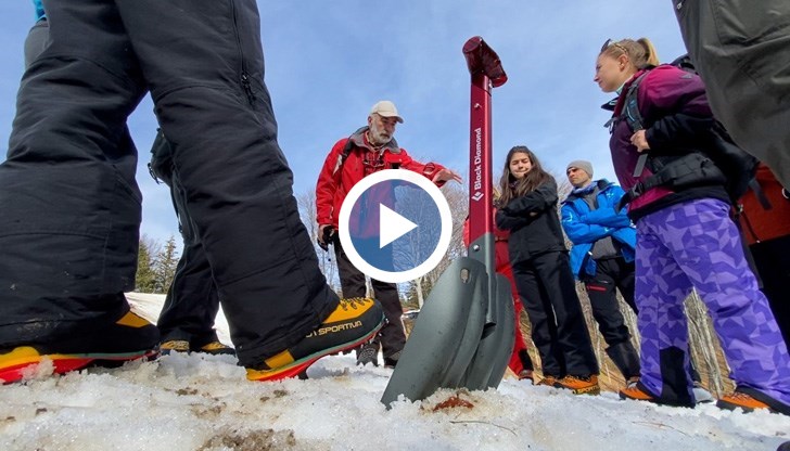 Децата повтарят упражненията стотици пъти