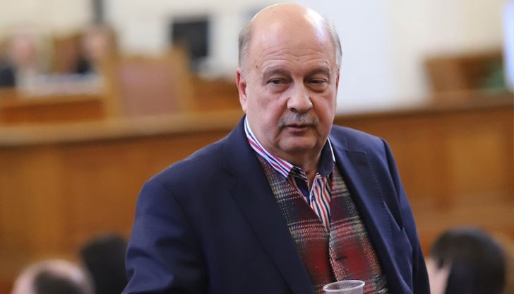 Бившият конституционен съдия искал да помогне на Борисов да стане европейски шампион с повече победи от Орбан и Меркел Бившият конституционен съдия искал да помогне на Борисов да стане европейски шампион с повече победи от Орбан и Меркел