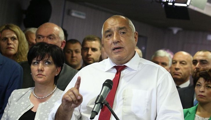 Не се занимавайте никога с пътно строителство, енергетика, медии, футбол и въобще пазете се от голям успех в бизнеса. Не се разболявайте никога, а ако се случи не умирайте на стълбите пред болницата Не се занимавайте никога с пътно строителство, енергетика, медии, футбол и въобще пазете се от голям успех в бизнеса. Не се разболявайте никога, а ако се случи не умирайте на стълбите пред болницата