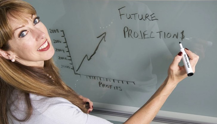 Инициативата подкрепя и обучава завършващи студенти и професионалисти от различни сфери да стават учители и да работят в училища в 20 области на страната Инициативата подкрепя и обучава завършващи студенти и професионалисти от различни сфери да стават учители и да работят в училища в 20 области на страната