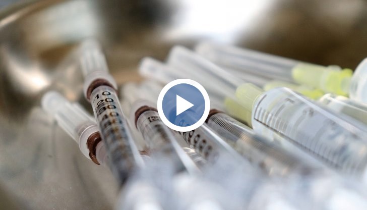 Според медика много лични лекари са притеснени от липсата на ваксини, защото са изработили списъци и са повикали пациенти