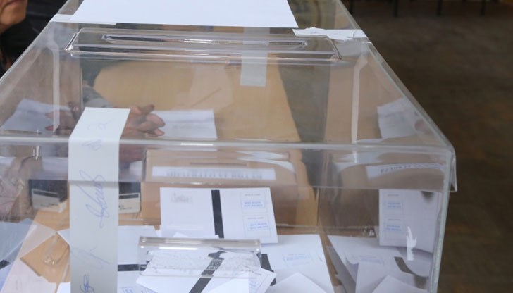 ГЕРБ води с 4,8% пред БСП