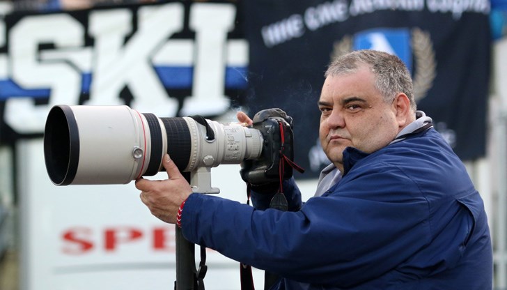 Един от най-добрите спортни фотографи в България през последните 30 години напусна този свят без време