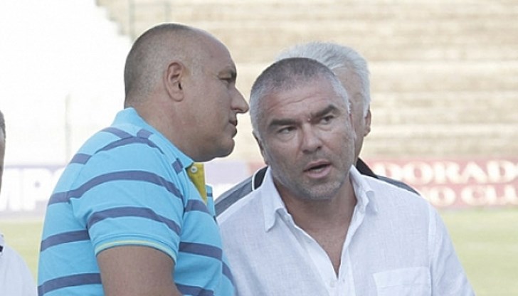 "Хората трябва да разберат, че Борисов разрушава достойнството, превръщайки ги в благодарни просяци", категоричен е Димитров