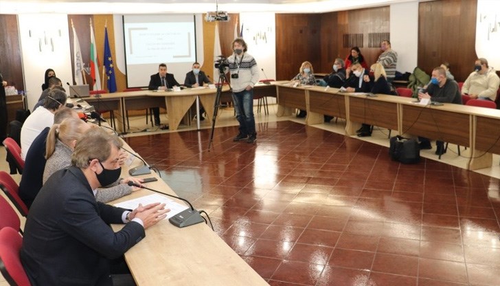 Поставените въпроси, по които не беше постигнато съгласие, ще бъдат отнесени към ЦИК Поставените въпроси, по които не беше постигнато съгласие, ще бъдат отнесени към ЦИК