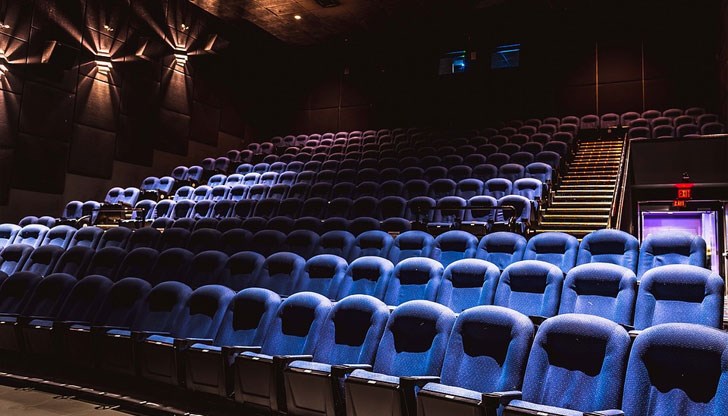 Защо Cinema City за момента няма да отваря врати