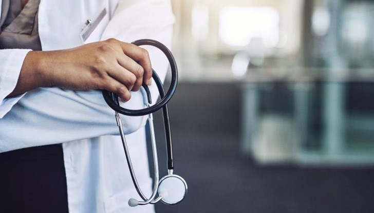 Десет медицински сестри също са с положителни проби