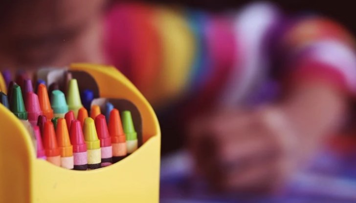 Ще бъдат обхванати подрастващи с хронични заболявания, в риск и с изявени дарби Ще бъдат обхванати подрастващи с хронични заболявания, в риск и с изявени дарби