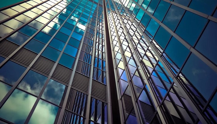 Стимулиращите мерки "поддържат някои нежизнеспособни фирми на повърхността" Стимулиращите мерки "поддържат някои нежизнеспособни фирми на повърхността"