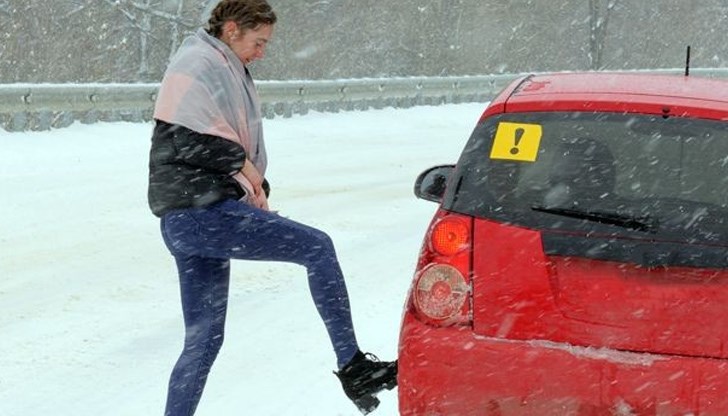 Замръзванията под -10 градуса се считат за критични за превозните средства. Техническите възли и агрегати започват да работят при условия на повишени натоварвания и колкото по-ниска е температурата, толкова по-голяма е вероятността от повреди Замръзванията под -10 градуса се считат за критични за превозните средства. Техническите възли и агрегати започват да работят при условия на повишени натоварвания и колкото по-ниска е температурата, толкова по-голяма е вероятността от повреди