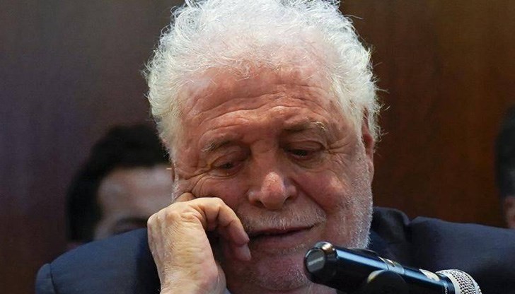 Хинес Гонсалес Гарсия пазел ваксини за свои хора Хинес Гонсалес Гарсия пазел ваксини за свои хора