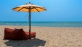 Хотелиери: Без такси за чадъри и шезлонги, ако държавата свие още свободната плажна зона