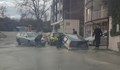 Кола "потъна" в наводнена варненска улица