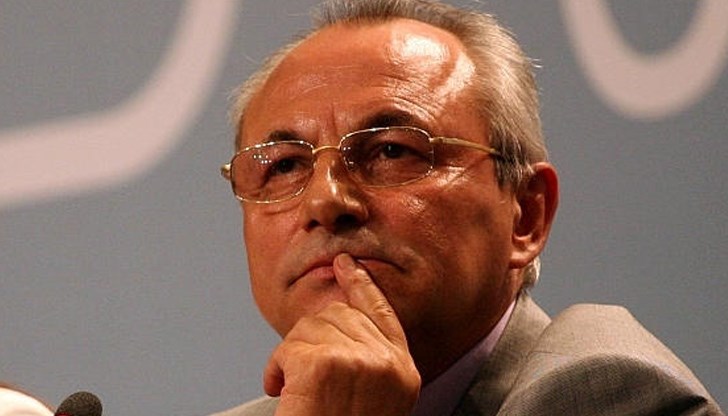 Момиченце е второто внуче на Ахмед Доган, което се роди днес, 10 март