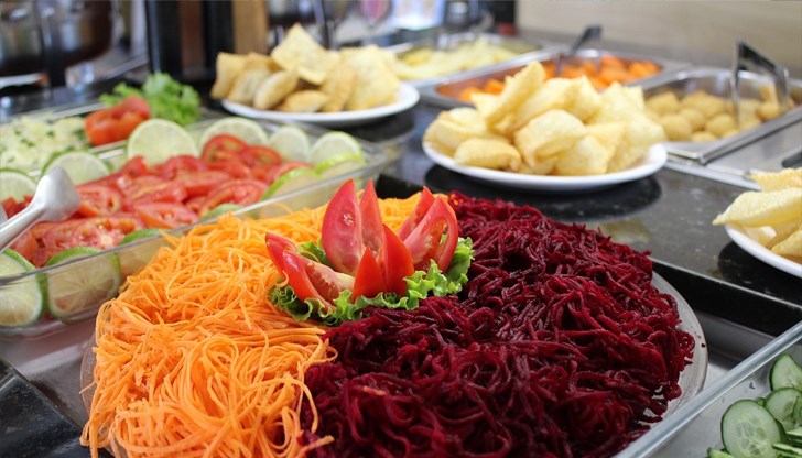 Съветът на експертите е преболедувалите COVID-19 в средна и по-тежка форма да се откажат от Великите пости