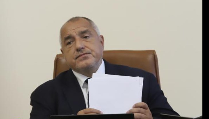 Днешните петчасови облекчения за част от магазините са последният засега христоматиен пример за провала на управлението на пандемията