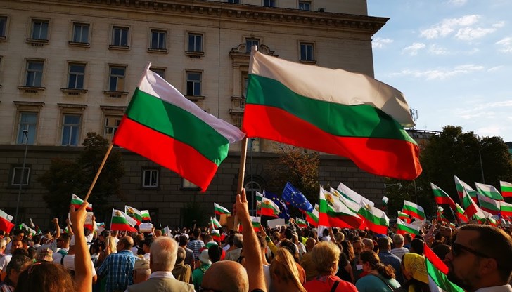 Има само един изход от дълбоката държавническа криза