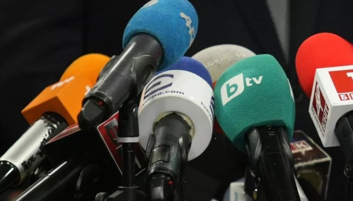 За 20 дни партиите и коалициите са похарчили рекордно много средства за медийно отразяване – 3 518 725 лв. без ДДС За 20 дни партиите и коалициите са похарчили рекордно много средства за медийно отразяване – 3 518 725 лв. без ДДС