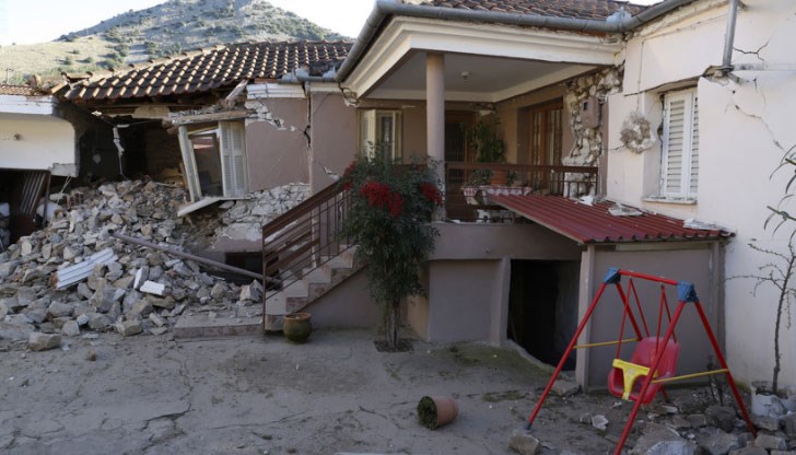 Едно училище също е претърпяло щети