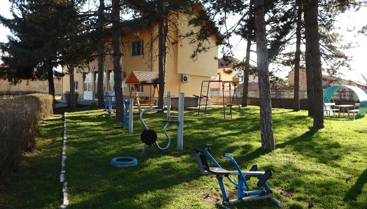 Ще се облагородяват пространства в населените места, спортни площадки, дворове в учебни заведения