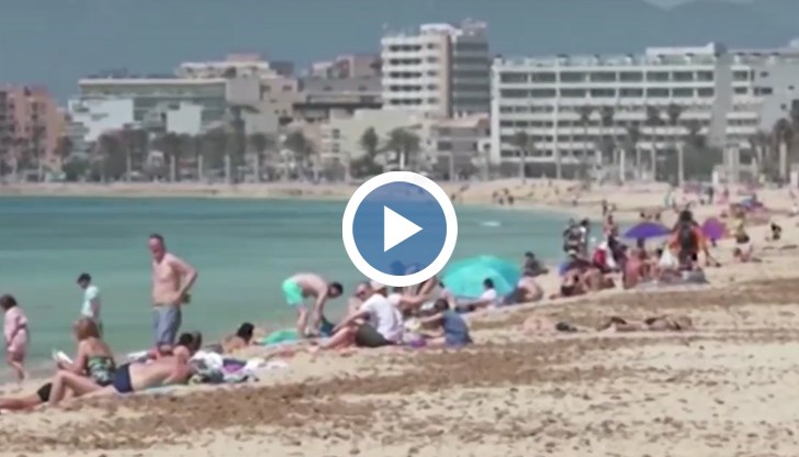 Носенето им е част от задължителните мерки от май миналата година