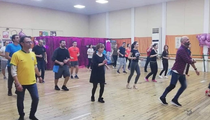 Танците развиват когнитивните способности и повишават уменията на човек да запаметява различни движения Танците развиват когнитивните способности и повишават уменията на човек да запаметява различни движения