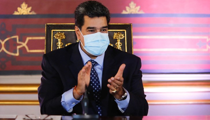 Николас Мадуро рекламирал разтвор от мащерка като лек срещу коронавирус