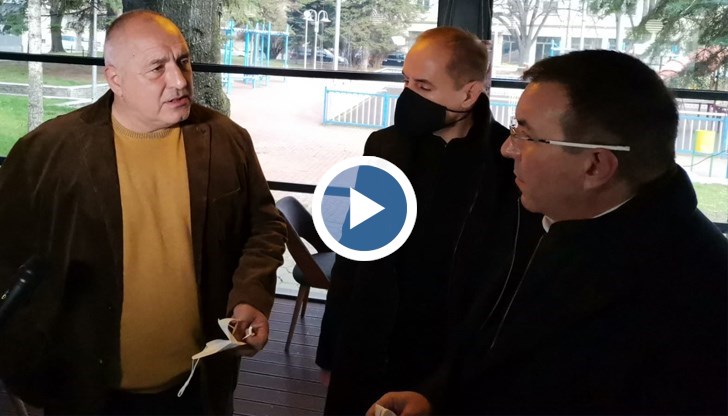 Комисията ни посочи одобрените ваксини и ние сме поръчали от всички, заяви премиерът на Рожен