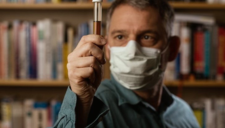 "От промените, които наблюдаваме, е ясно, че това е нещо уникално само за Израел, затова смятаме, че вариантът е възникнал тук", каза проф.Мишал Линиал "От промените, които наблюдаваме, е ясно, че това е нещо уникално само за Израел, затова смятаме, че вариантът е възникнал тук", каза проф.Мишал Линиал