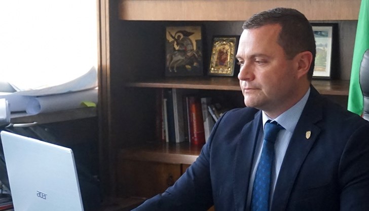 Кметът на Община Русе Пенчо Милков взе участие в онлайн събитието на Европейската гражданска инициатива “Европейски кметове за борба с изменението на климата чрез демократично участие Кметът на Община Русе Пенчо Милков взе участие в онлайн събитието на Европейската гражданска инициатива “Европейски кметове за борба с изменението на климата чрез демократично участие