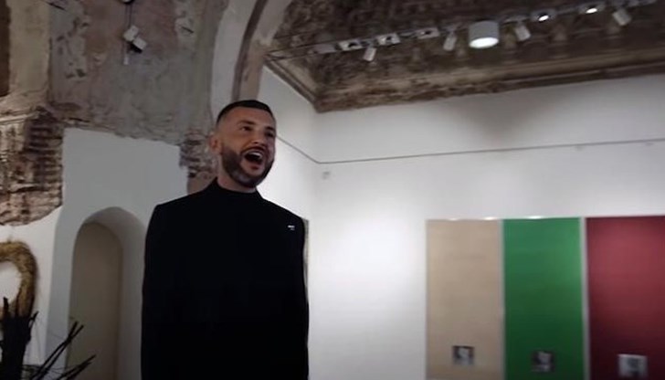 Получил е над 400 заплахи, след като българското знаме се появи в клипа му