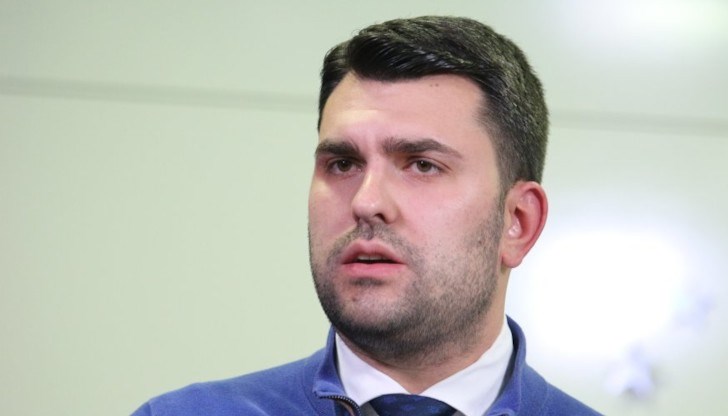 Заместник-вътрешният министър Георг Георгиев излъга на пресконференция пред журналисти в партийната централа на ГЕРБ, че позицията на двама американски сенатори за състоянието на корупцията в България не е официална