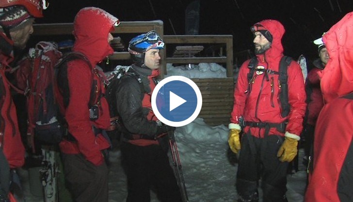 Повече от 14 часа няма информация за 34-годишния скиор