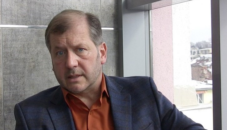 Докъде можем да „преглътнем“ ограничаването на собствените си права в пандемичната обстановка? Докъде можем да „преглътнем“ ограничаването на собствените си права в пандемичната обстановка?