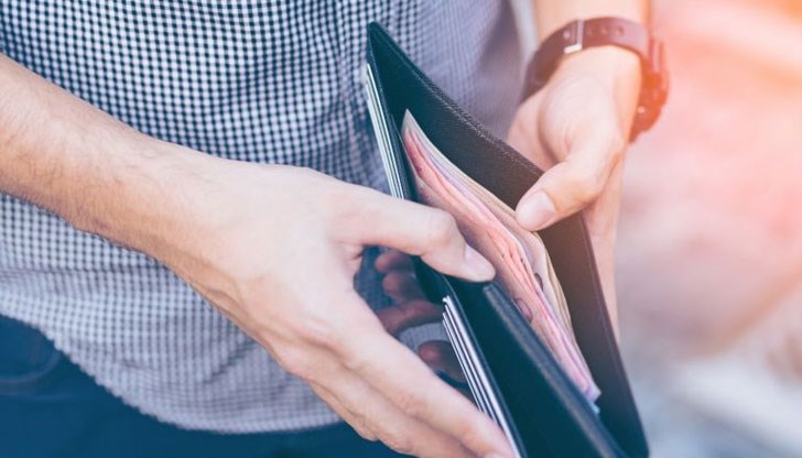 Защо в тези трудни времена може да не ви стигат парите за всичко, което бихте искали да си купите