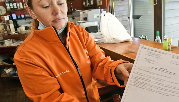 Собственичката на заведението Елена Коцева заяви, че ще обжалва заповедта на РЗИ