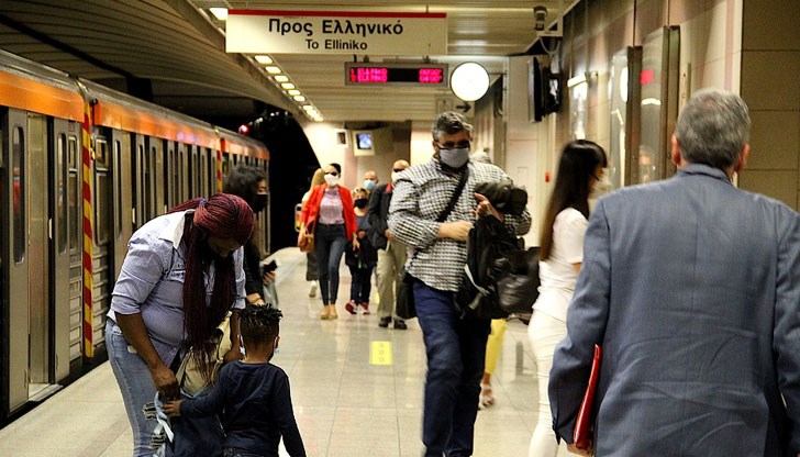 Отваря античните паметници за посетители