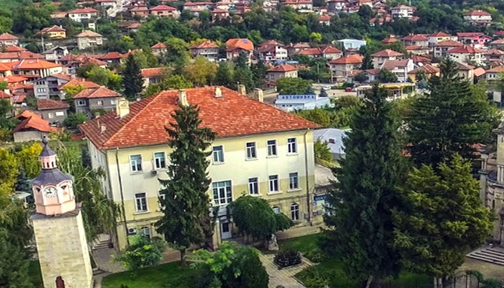 Това е втората заповед, свързана с децата, която издава кметът на Бяла за последната седмица