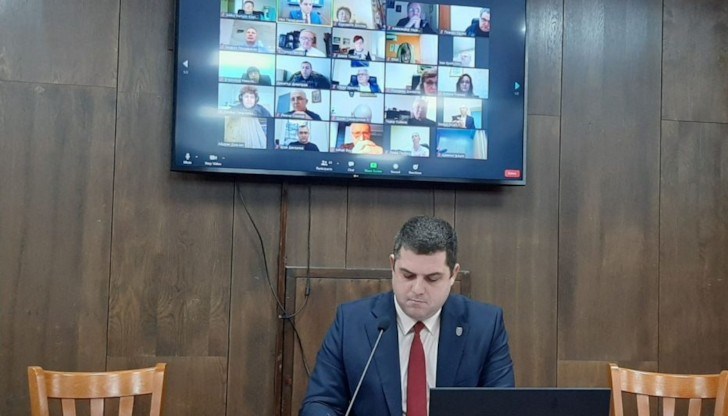 Това решение бе взето днес по време на председателския съвет предвид усложнената епидемична обстановка и наложените ограничителни мерки в цялата страна