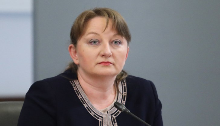 Сред професиите, по които ще се правят обучения, са помощник в строителството, заварчик, охранител, помощник-възпитател, библиотекар, икономист, готвач, камериер и други Сред професиите, по които ще се правят обучения, са помощник в строителството, заварчик, охранител, помощник-възпитател, библиотекар, икономист, готвач, камериер и други