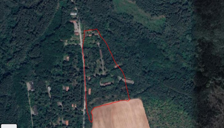 Парцелът се продава на начална цена от едва 2.28 евро на кв. м.