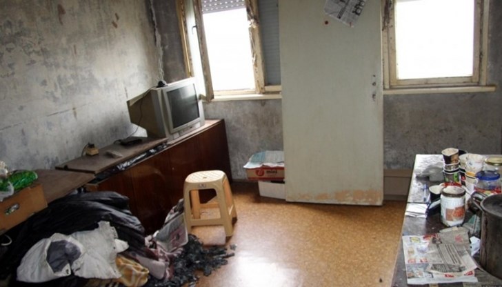 Сляпата майка и дъщеря, които се самоубиха в Стара Загора, са живеели в крайна мизерия Сляпата майка и дъщеря, които се самоубиха в Стара Загора, са живеели в крайна мизерия