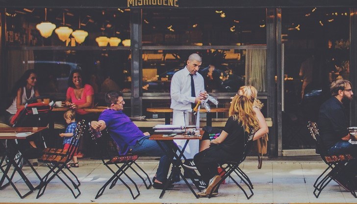 Вече няма наплив от желаещи да работят в туристическия бранш Вече няма наплив от желаещи да работят в туристическия бранш