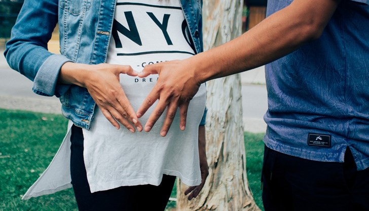 Целевата група, към която е насочена програмата, са двойки  които имат репродуктивни проблеми