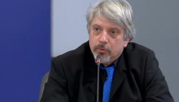 Предишният пик на репродуктивното число беше в края на октомври, когато десет болни заразяваха 19 души Предишният пик на репродуктивното число беше в края на октомври, когато десет болни заразяваха 19 души