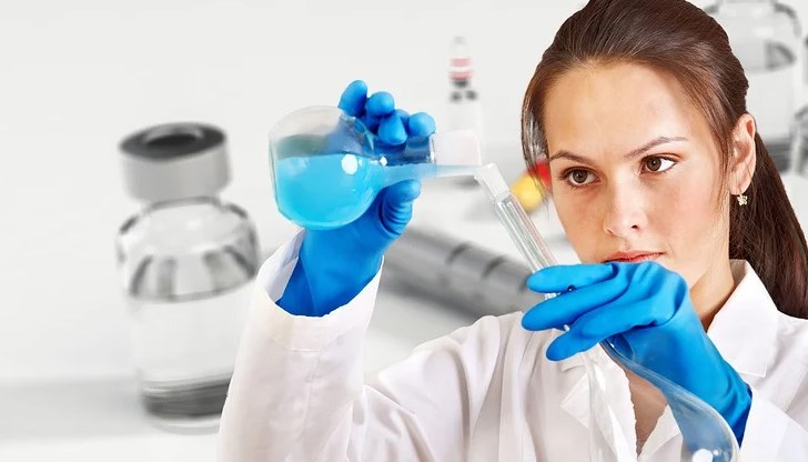 Тя може да бъде съхранявана на по-висока температура от 4 градуса, притежавайки възможност да спомогне за имунния отговор на различни мутации на вируса, като наред с това би могла да бъде и впръсквана за разлика от настоящите, които се инжектират Тя може да бъде съхранявана на по-висока температура от 4 градуса, притежавайки възможност да спомогне за имунния отговор на различни мутации на вируса, като наред с това би могла да бъде и впръсквана за разлика от настоящите, които се инжектират