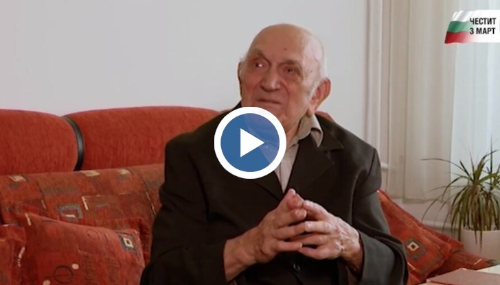 92-годишният дядо Петър Стаменов от монтанското село Вирове знае наизуст хиляди български стихотворения