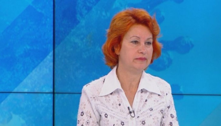 По думите ѝ през целия период на пандемия страната ни е поддържала по-високи нива на смъртност в сравнение с други държави По думите ѝ през целия период на пандемия страната ни е поддържала по-високи нива на смъртност в сравнение с други държави